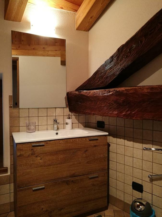 L'Atelier Du Temps - Les Greniers Appartements Aosta Exterior photo